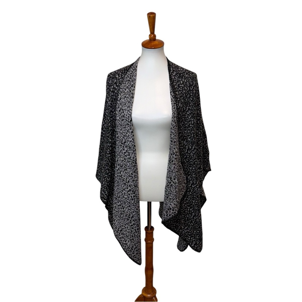 NWT Basha Shawl Leopard Print Gray Black One Size